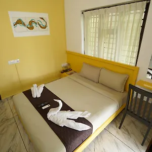 Hotel Twinn Waves By Atmos, Kozhikode